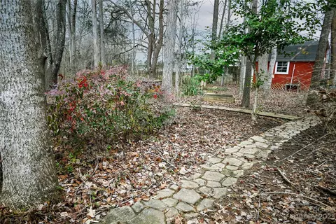 2965 Greenleaf Rd, Clover, SC 29710 photo 9