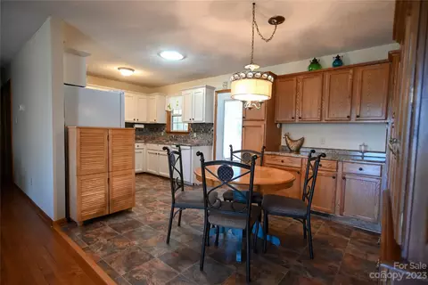 2965 Greenleaf Rd, Clover, SC 29710 photo 18