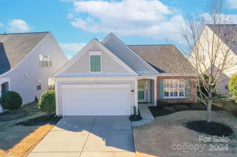 10216 Threatt Woods Dr, Charlotte, NC 28277