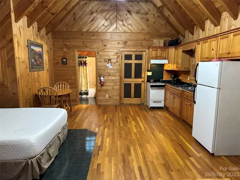 49 Creekside Loop, Spruce Pine, NC 28777 photo 7