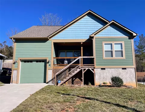18 Elkmont Pl, Asheville, NC 28804