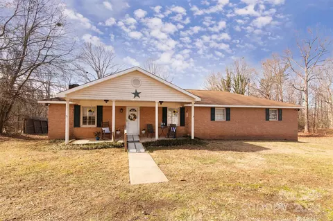 12137 Susanna Dr, Charlotte, NC 28214