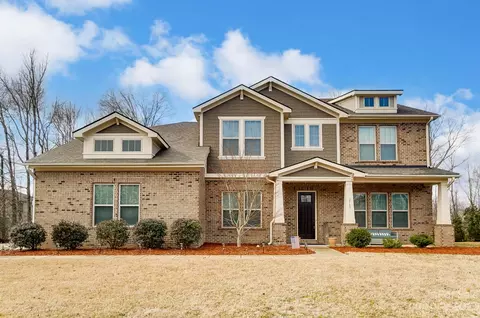 2768 Collaroy Rd, Waxhaw, NC 28173