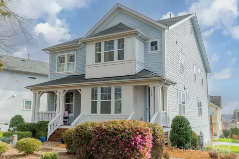 738 Waterscape Ct, Rock Hill, SC 29730