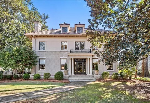 1601 Queens Rd, Charlotte, NC 28207