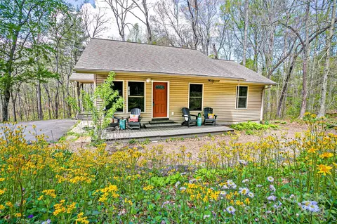 46 Madison Heights Dr, Brevard, NC 28712