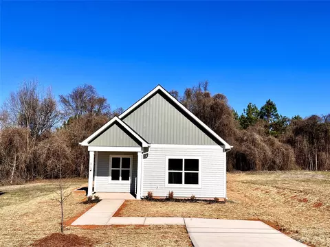 912 W Virginia Ave, Bessemer City, NC 28016