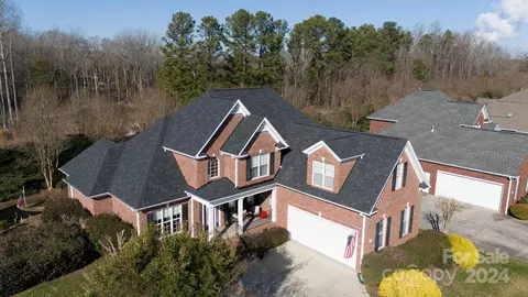 174 Lake Commons Dr, Rock Hill, SC 29732