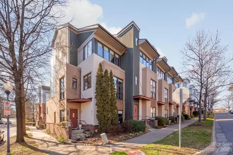 672 Garden District Dr, Charlotte, NC 28202