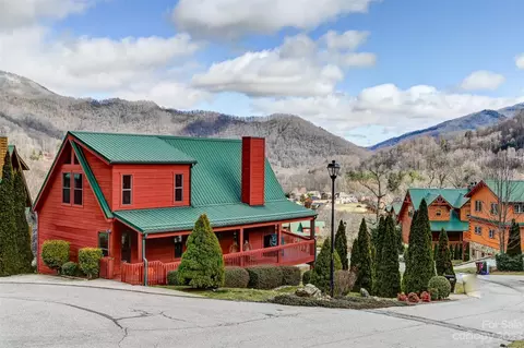 356 Panoramic Loop, Maggie Valley, NC 28751