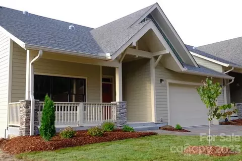 3536 Cummings Cove 2c Pkwy #2C, Hendersonville, NC 28739