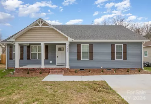 1207 Mason St, Kannapolis, NC 28081