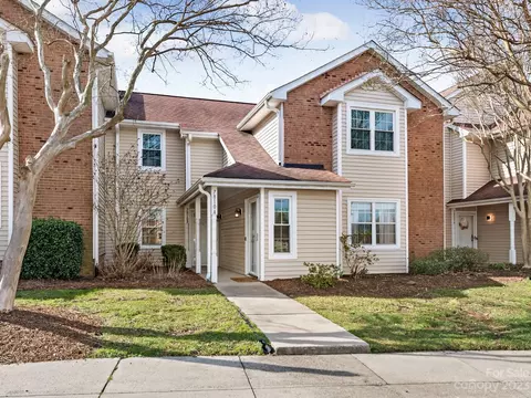 7810 Renaissance B Ct #B, Charlotte, NC 28226