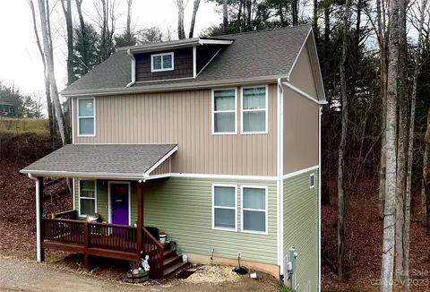 3 Nina St, Asheville, NC 28804