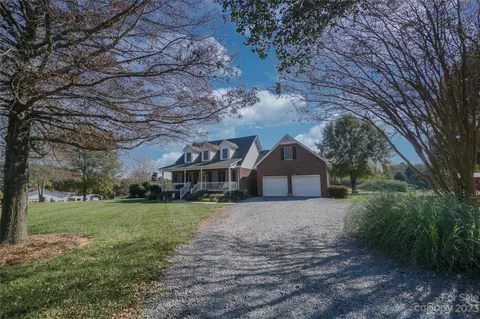 16574 Five Point Rd, Locust, NC 28097 photo 3