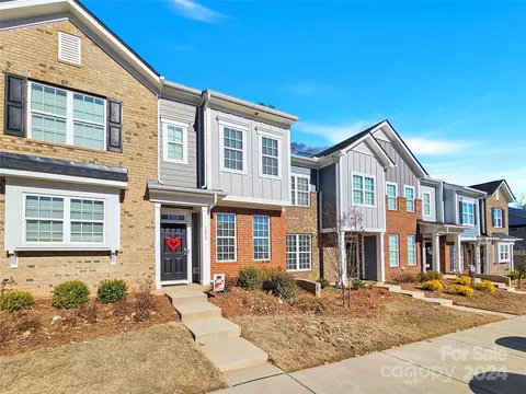 1032 Beatty Woods Dr, Belmont, NC 28012