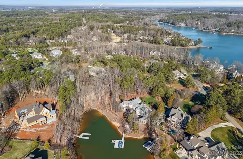 112 Tisbury Ct, Mooresville, NC 28117