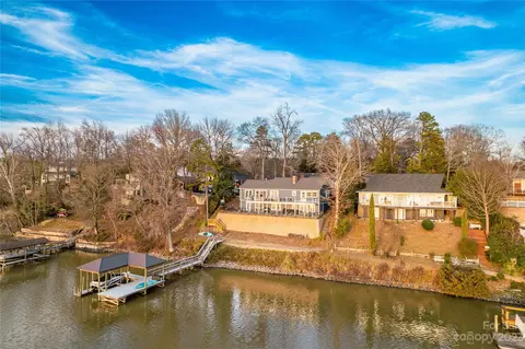 3047 Point Clear Dr, Tega Cay, SC 29708