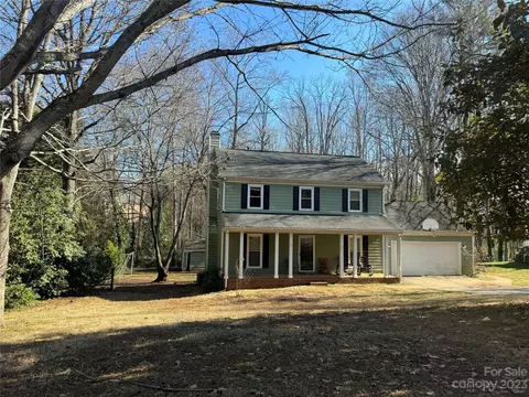 307 Glenora Dr, Huntersville, NC 28078