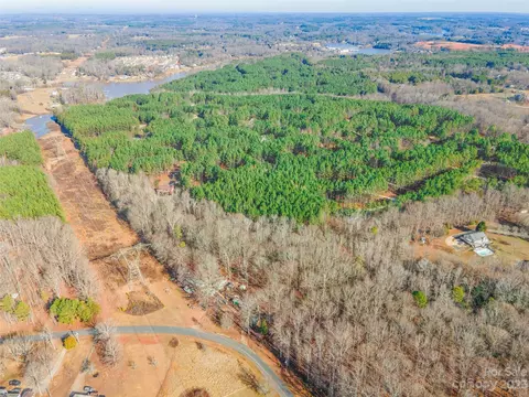 5048 Lineberger Loop Rd, Denver, NC 28037
