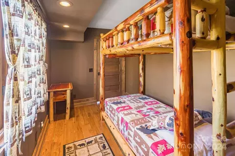 Bedroom - 75 Mountainside Rd, Franklin, NC 28734 photo 6 of 14