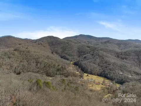 View/Area - 75 Mountainside Rd, Franklin, NC 28734 photo 1 of 3
