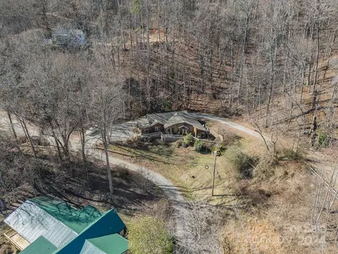 View/Area - 75 Mountainside Rd, Franklin, NC 28734 photo 2 of 3