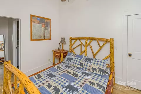 Bedroom - 75 Mountainside Rd, Franklin, NC 28734 photo 2 of 14