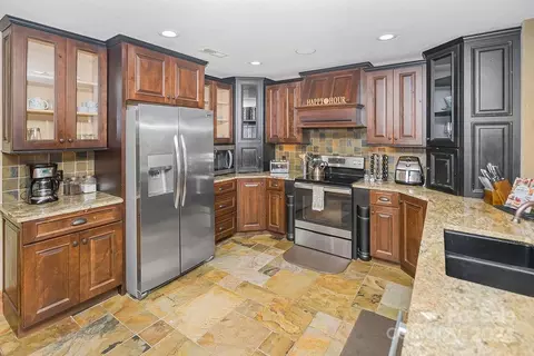 Kitchen - 75 Mountainside Rd, Franklin, NC 28734 photo 1 of 1