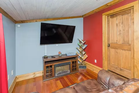 Living - 75 Mountainside Rd, Franklin, NC 28734 photo 4 of 4