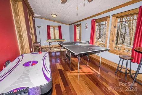 Dining - 75 Mountainside Rd, Franklin, NC 28734 photo 3 of 3