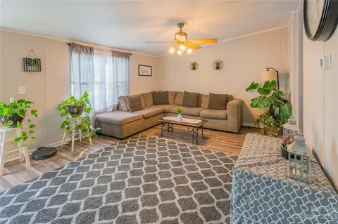 3036 Farmer Ct, Denton, NC 27239 photo 7