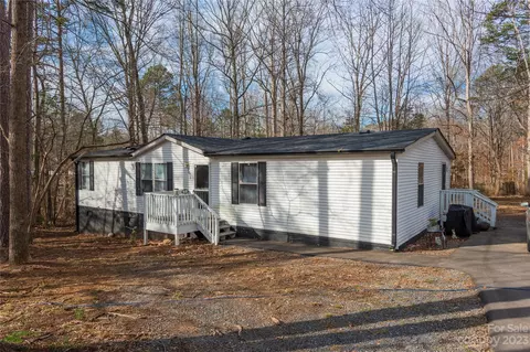 3036 Farmer Ct, Denton, NC 27239