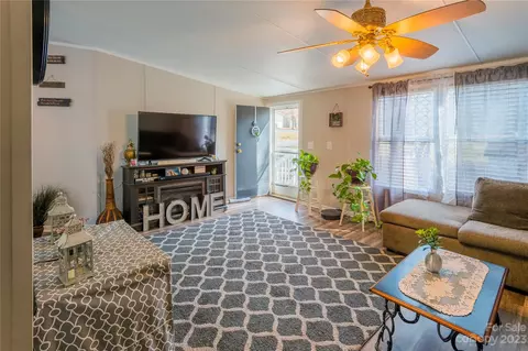 3036 Farmer Ct, Denton, NC 27239 photo 8