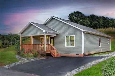321 Quinn Hill 86 Ln #86, Mars Hill, NC 28754