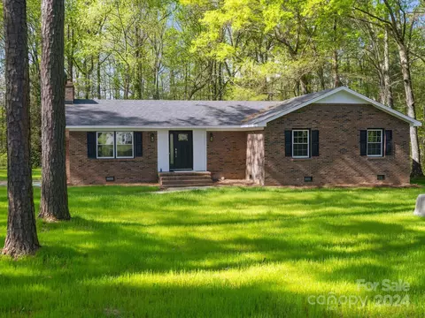 4037 Thomas Sam Dr, Rock Hill, SC 29732