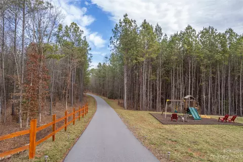 216 Devon Rd, Mooresboro, NC 28114 photo 10
