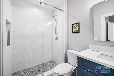Bath - 15701 E Rocky River Rd, Davidson, NC 28036 photo 4 of 6