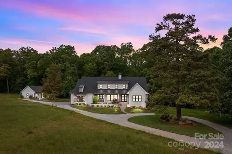 15701 E Rocky River Rd, Davidson, NC 28036