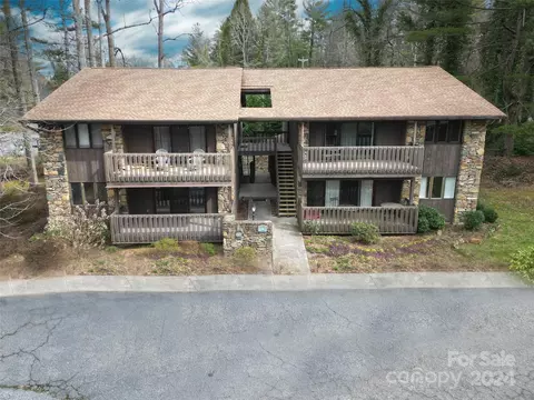 50 Maxine 102 Ln #102, Hendersonville, NC 28739