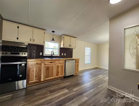 Kitchen - 4422 Bennett Rd, Morganton, NC 28655 photo 1 of 2