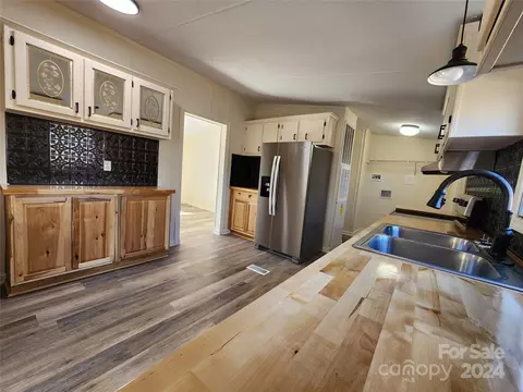Other - 4422 Bennett Rd, Morganton, NC 28655 photo 4 of 9