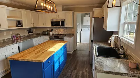 Kitchen - 10401 Singletree Ln, Davidson, NC 28036 photo 1 of 3