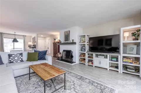 407 Overlook 5-3c Dr #5-3C, Sapphire, NC 28774