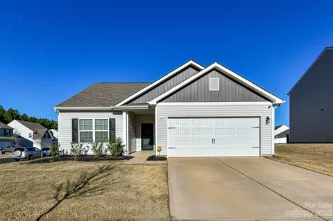3003 Wynn Way, Charlotte, NC 28215
