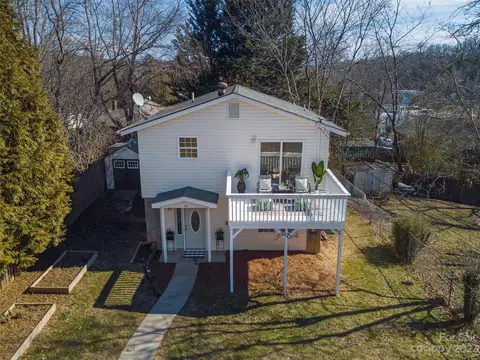 40 Laurel Loop, Asheville, NC 28806