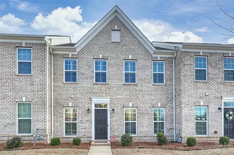 8756 Granby Hill Rd, Charlotte, NC 28227