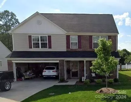 5023 Ashley Place Dr, Bessemer City, NC 28016