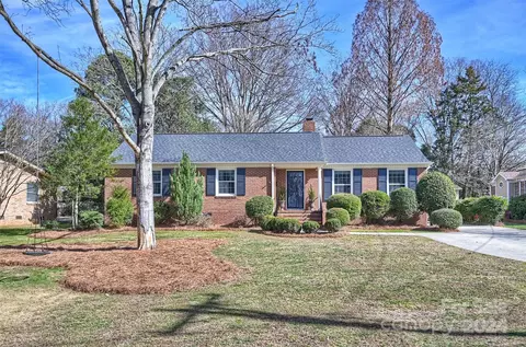 3027 Finley Pl, Charlotte, NC 28210