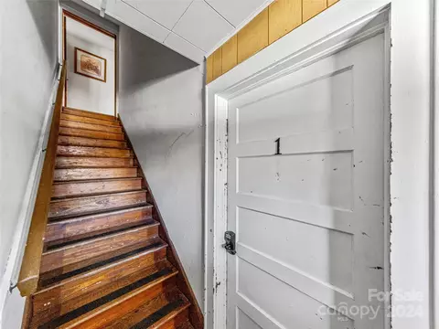 Entry Way - 433 S Broad St, Brevard, NC 28712 photo 1 of 2